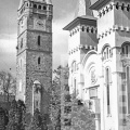 Szent István-torony és a Szent Miklós ortodox templom