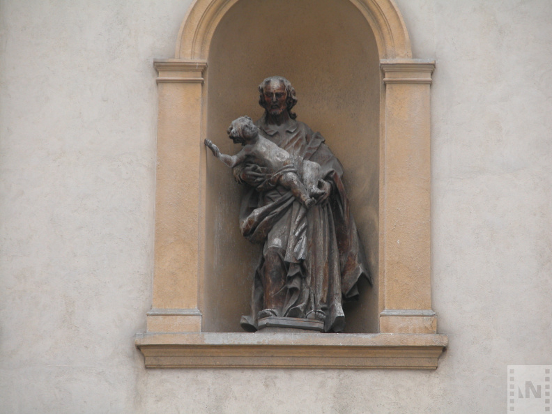 Szentháromság római katolikus templom - szobor