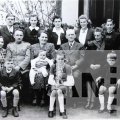 A Spaczai család a református parokia udvarán 1942
