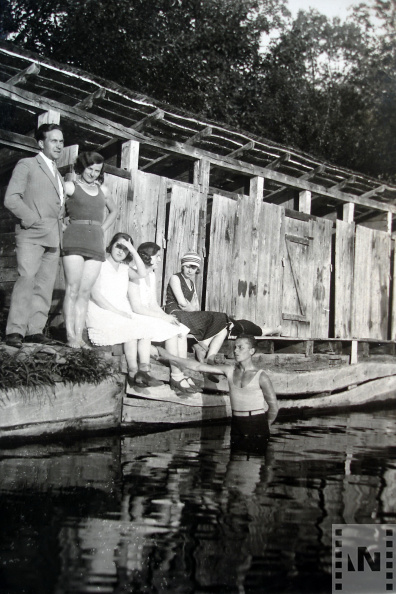 Az Ambrus tónal 1930 körül