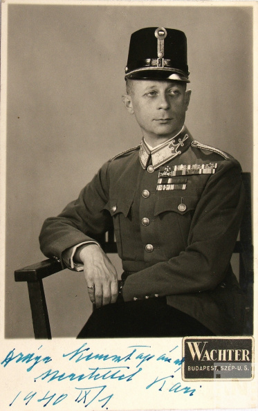 Katona  tiszt 1940 ben.JPG